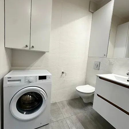 Superapart Dereniowa 60, Cozy Urban Retreat, Perfect Family Getaway Warschau