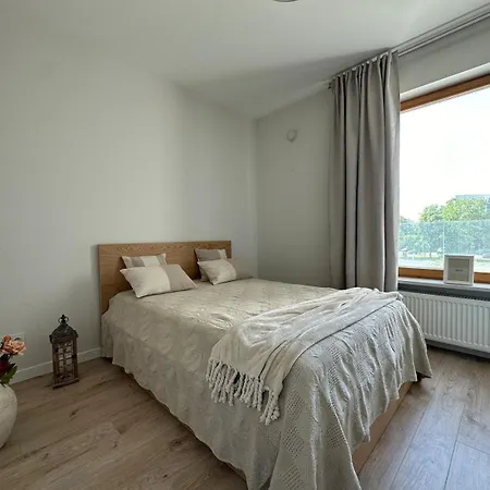 Superapart Dereniowa 60, Cozy Urban Retreat, Perfect Family Getaway *