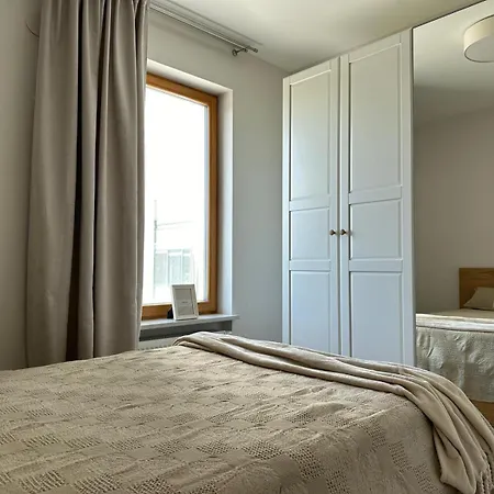 Superapart Dereniowa 60, Cozy Urban Retreat, Perfect Family Getaway *