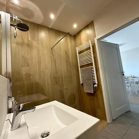 Superapart Dereniowa 60, Cozy Urban Retreat, Perfect Family Getaway דירה